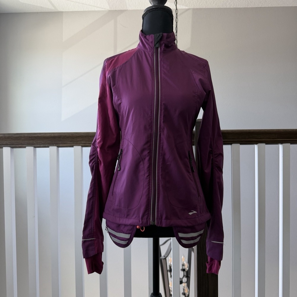 Brooks Jacket Womens XS Running Shelter Technology Zip Pockets Active Workout